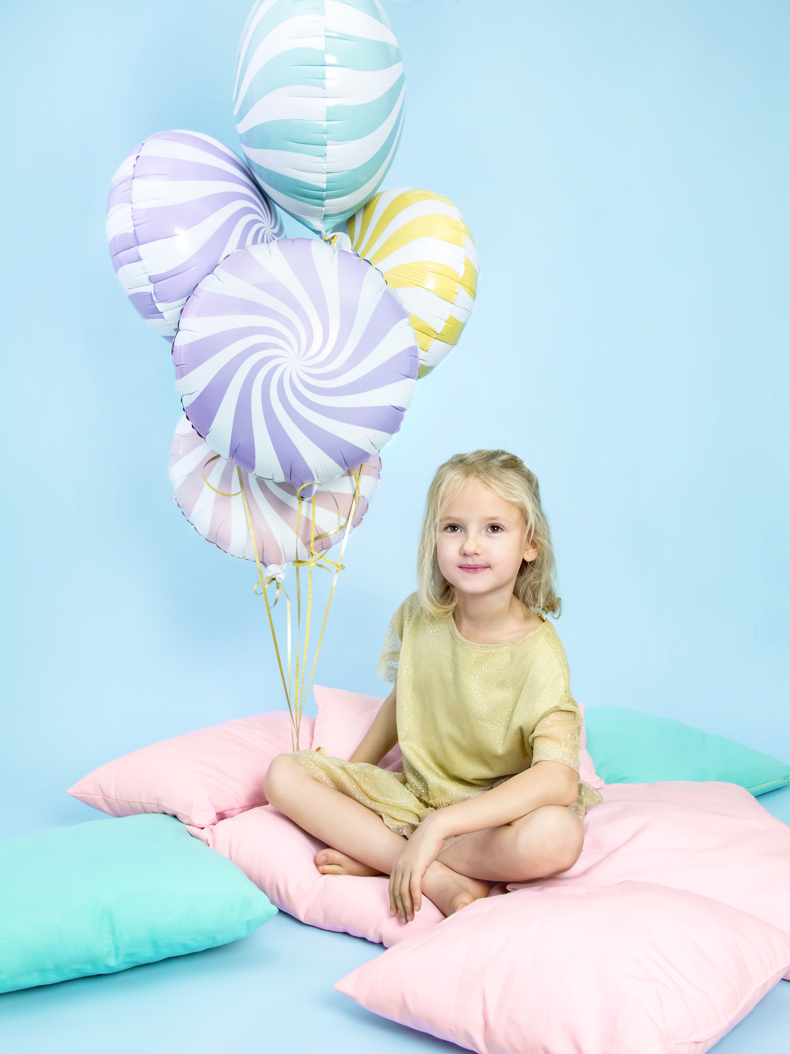 Party Deco Lilac Candy Swirl Foil_2